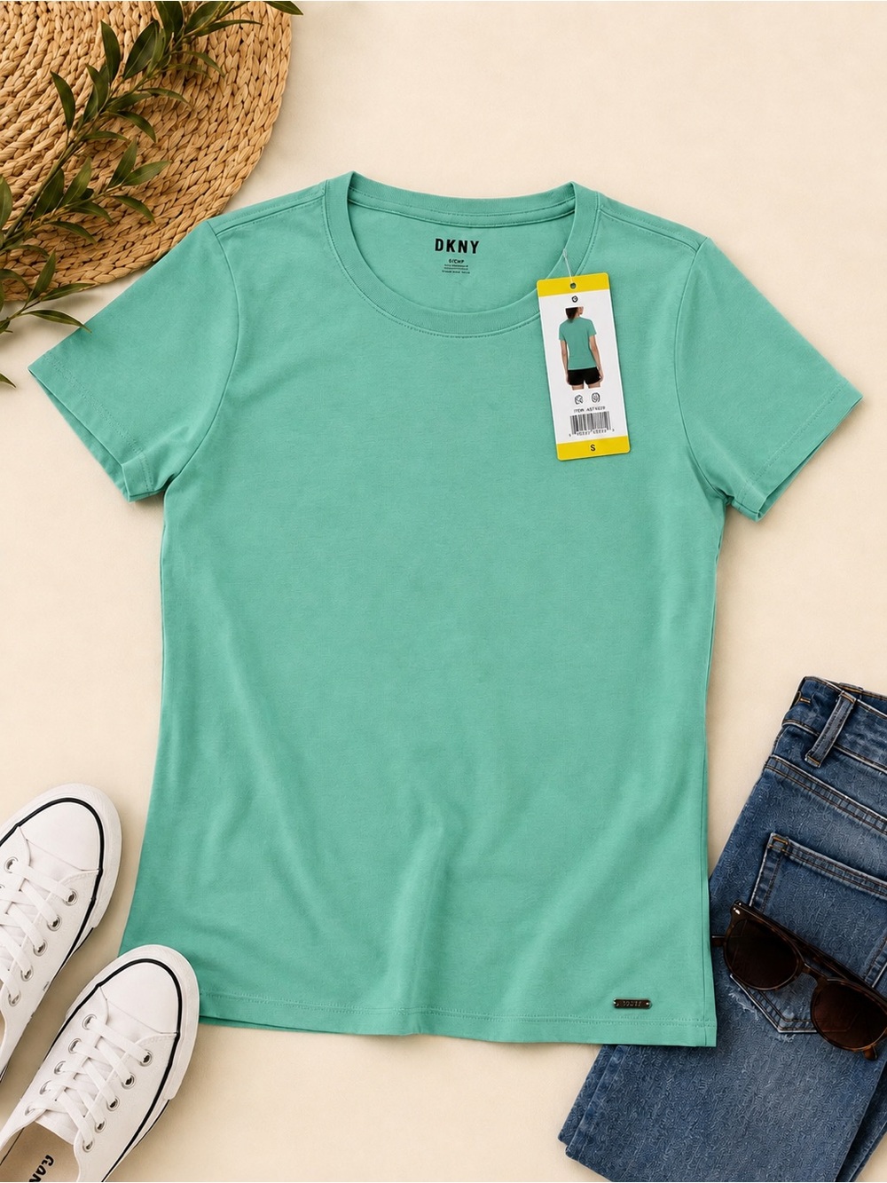 DKNY Short Sleeve Crewneck Tee in Mint Organic Cotton New with Tag
